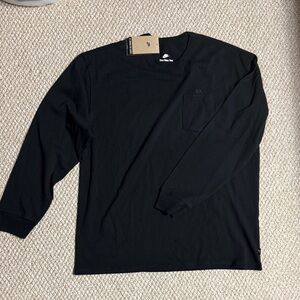 *NWT* Nike Black Long Sleeve Men's Shirt